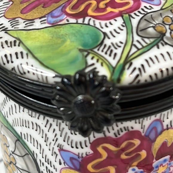 Vintage Limoges Box Pient Main France Genuine Authentic Trinket Box Stamp 1989 - Picture 3 of 5